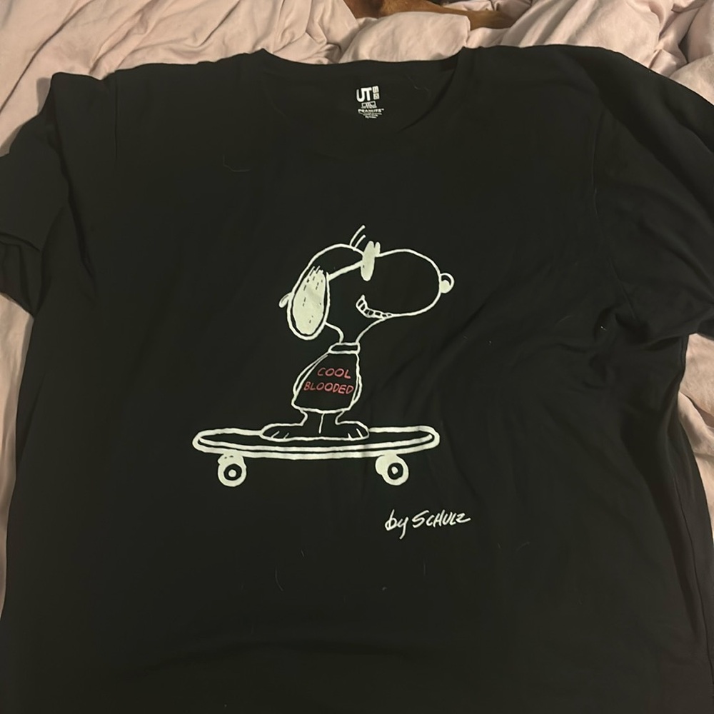 Peanuts Uniqlo XXL shirt